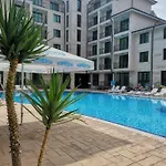 Lovely Amadeus Lux Апартамент Слънчев бряг