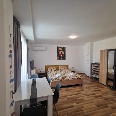 Lovely Amadeus Lux Apartament Słoneczny Brzeg